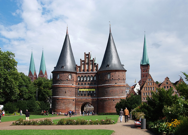 holstentor petri salzspeicher